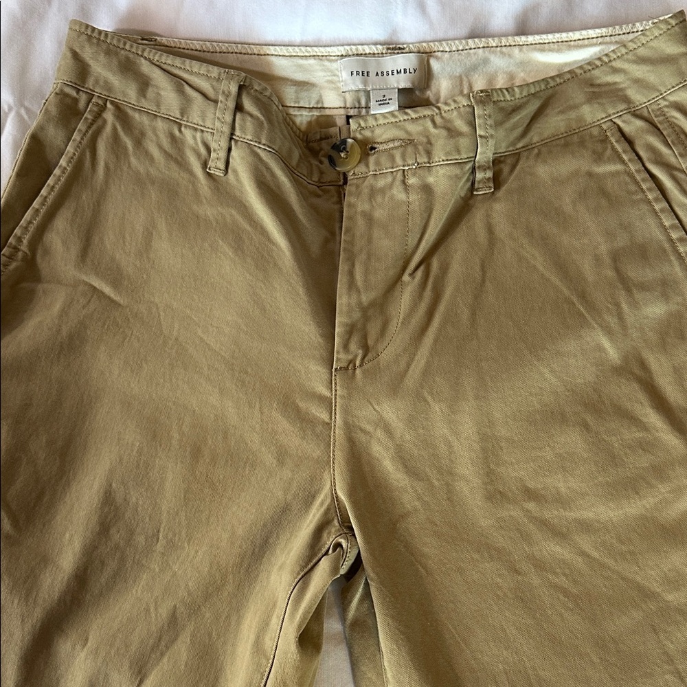 Free Assembly Women's Tan Trousers